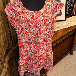 Women’s Red Floral Short-Sleeve Blouse